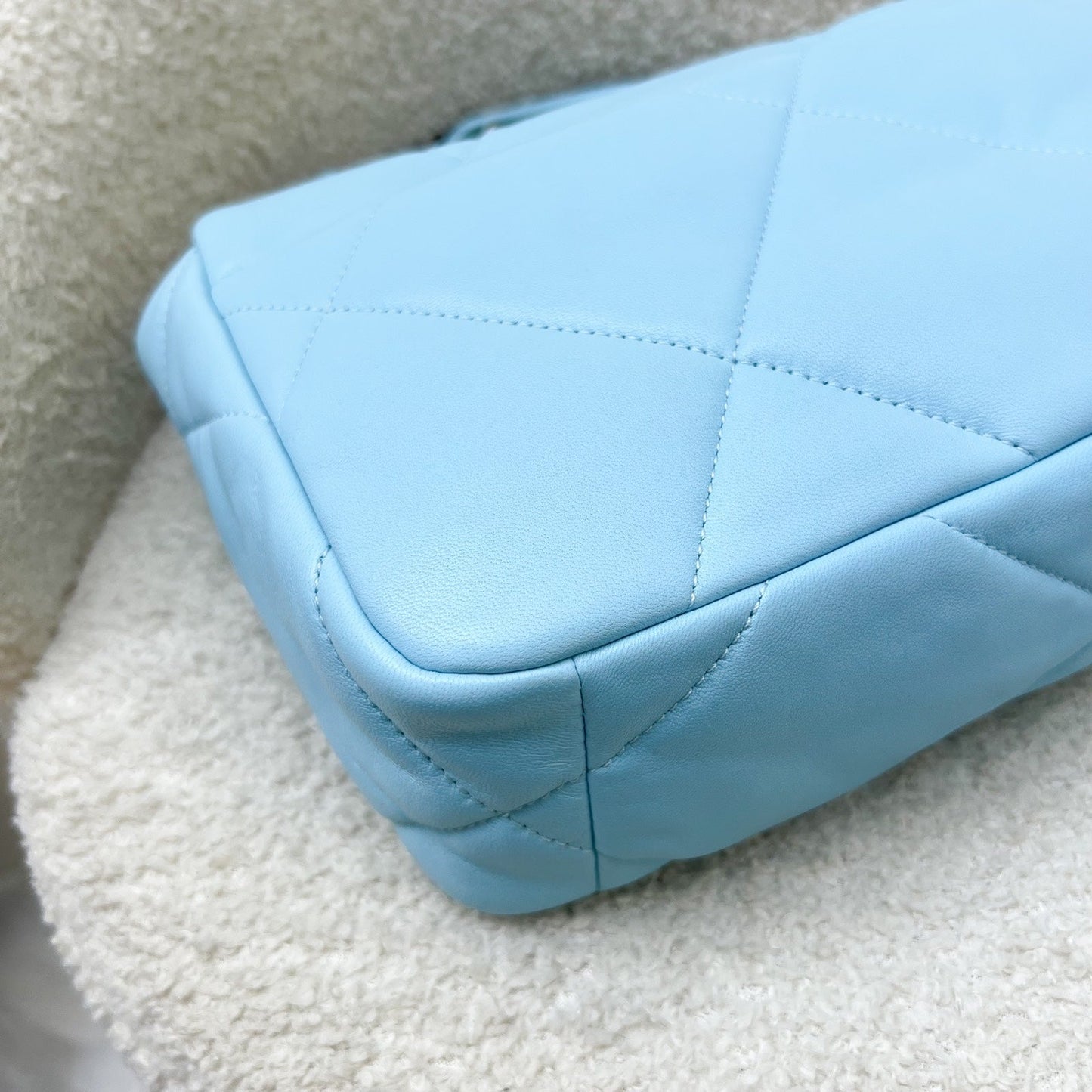 GLM-19 Small Flap in Sky Blue Lambskin and 3-Tone Hardware (Model: AS1160)