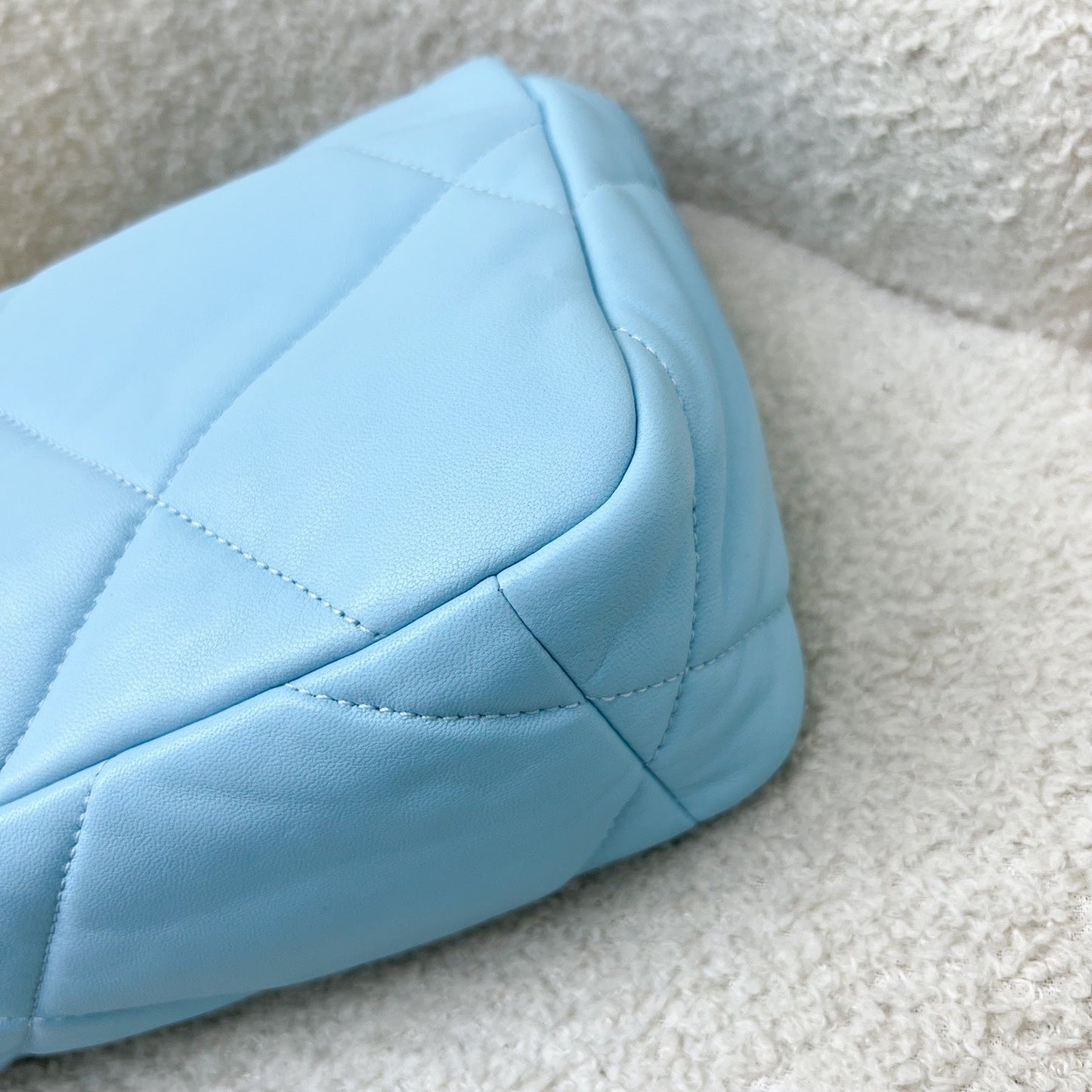GLM-19 Small Flap in Sky Blue Lambskin and 3-Tone Hardware (Model: AS1160)
