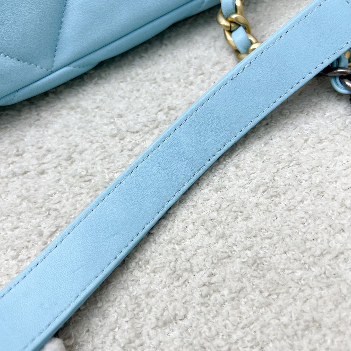 GLM-19 Small Flap in Sky Blue Lambskin and 3-Tone Hardware (Model: AS1160)