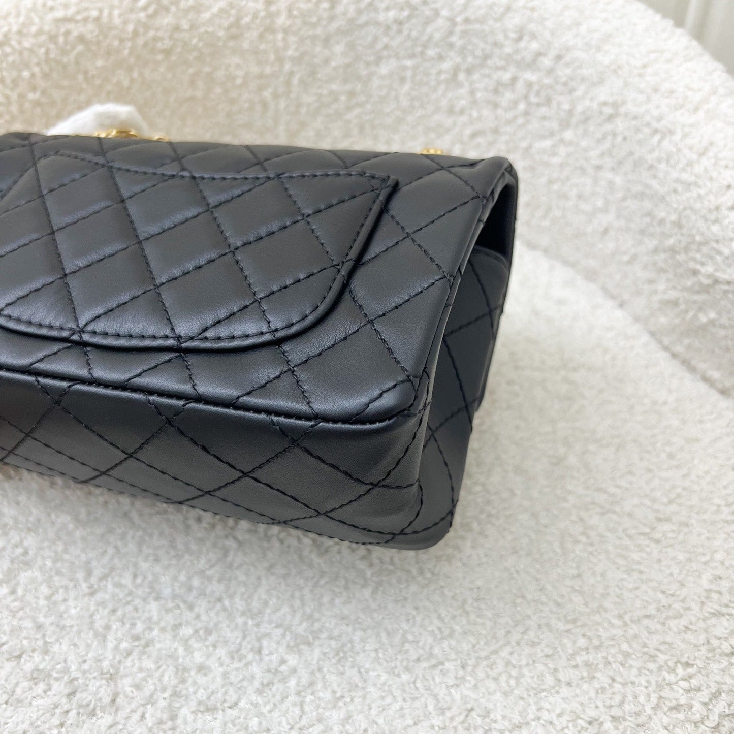 GLM-Classic 2.55 Reissue Mini Flap in Black Distressed Calfskin AGHW (Model: AS0874)