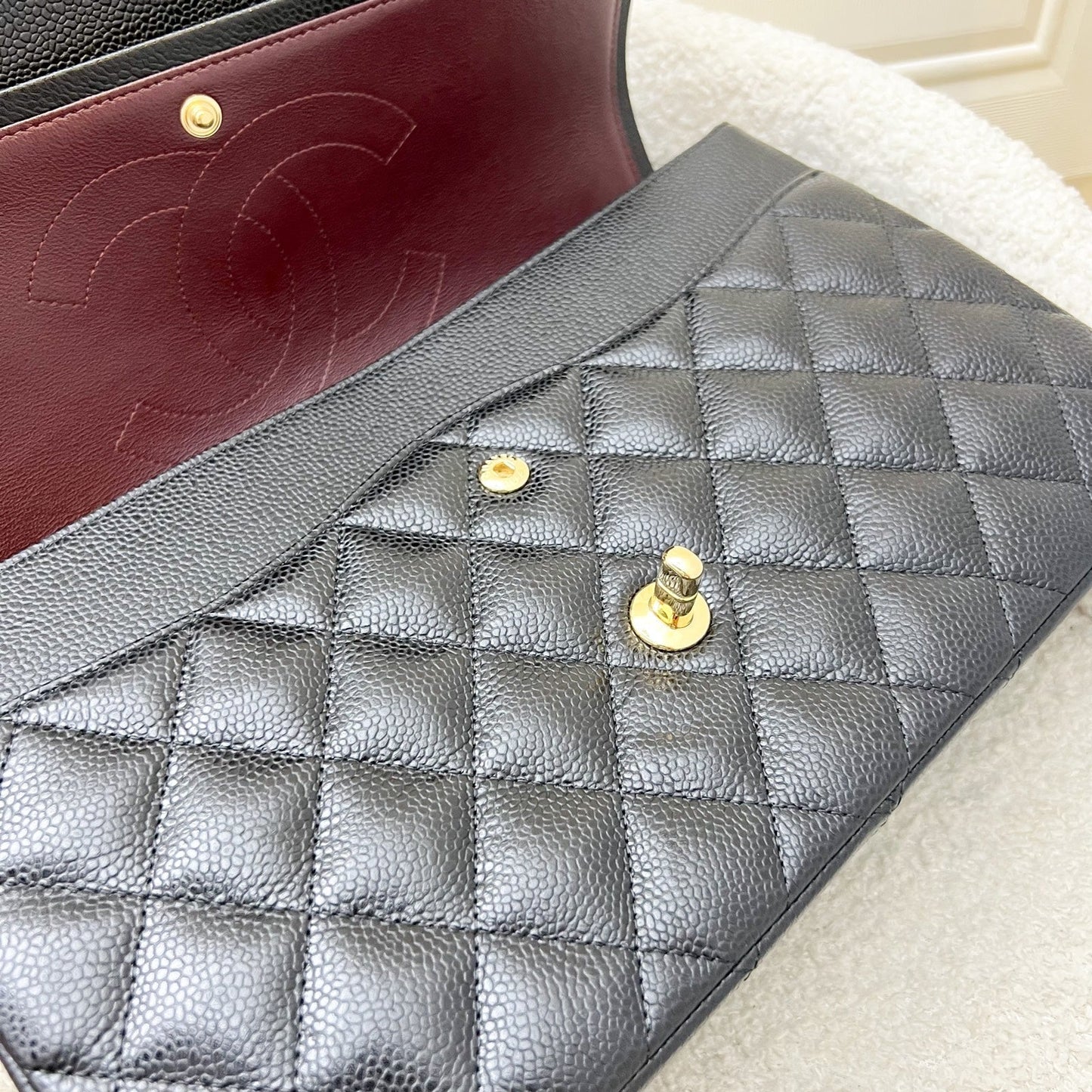GLM-Jumbo Classic Flap DF in Black Caviar and GHW (Model: A58600)