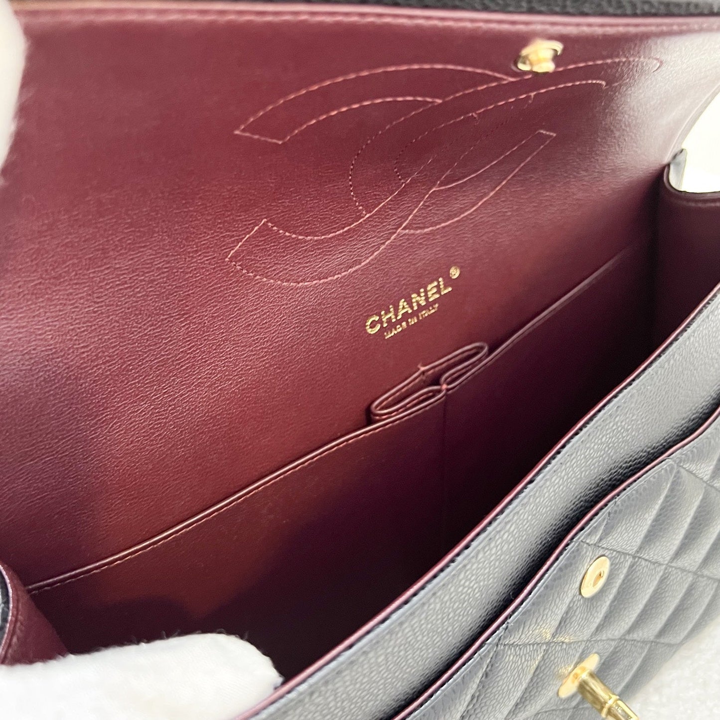 GLM-Jumbo Classic Flap DF in Black Caviar and GHW (Model: A58600)