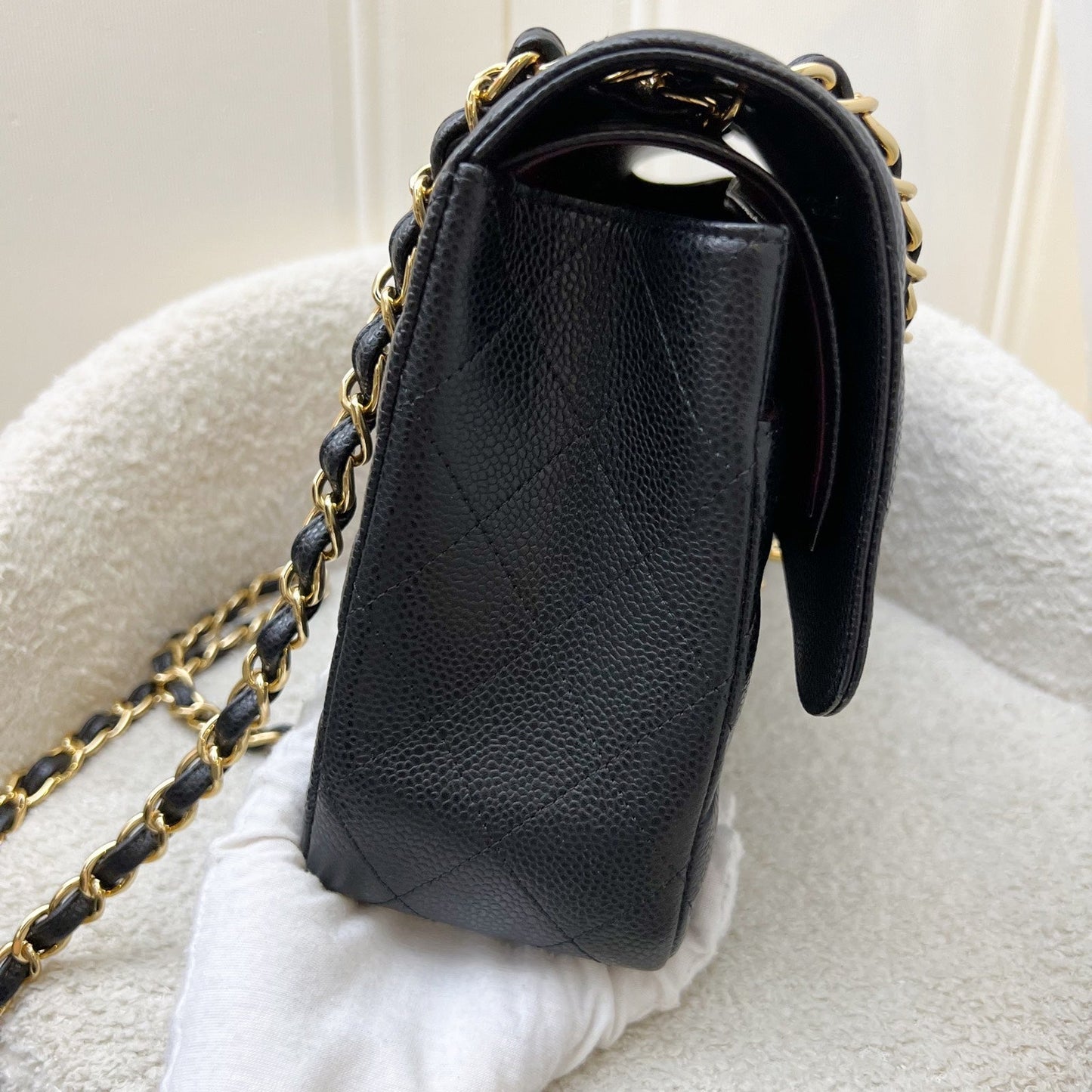 GLM-Jumbo Classic Flap DF in Black Caviar and GHW (Model: A58600)