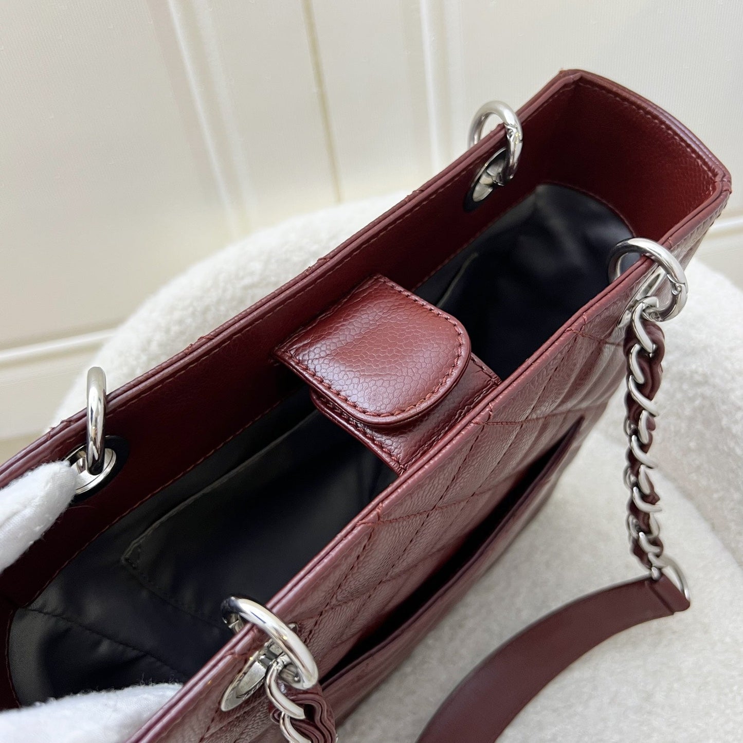 GLM-Petite Shopping Tote PST in Burgundy Red Caviar and SHW