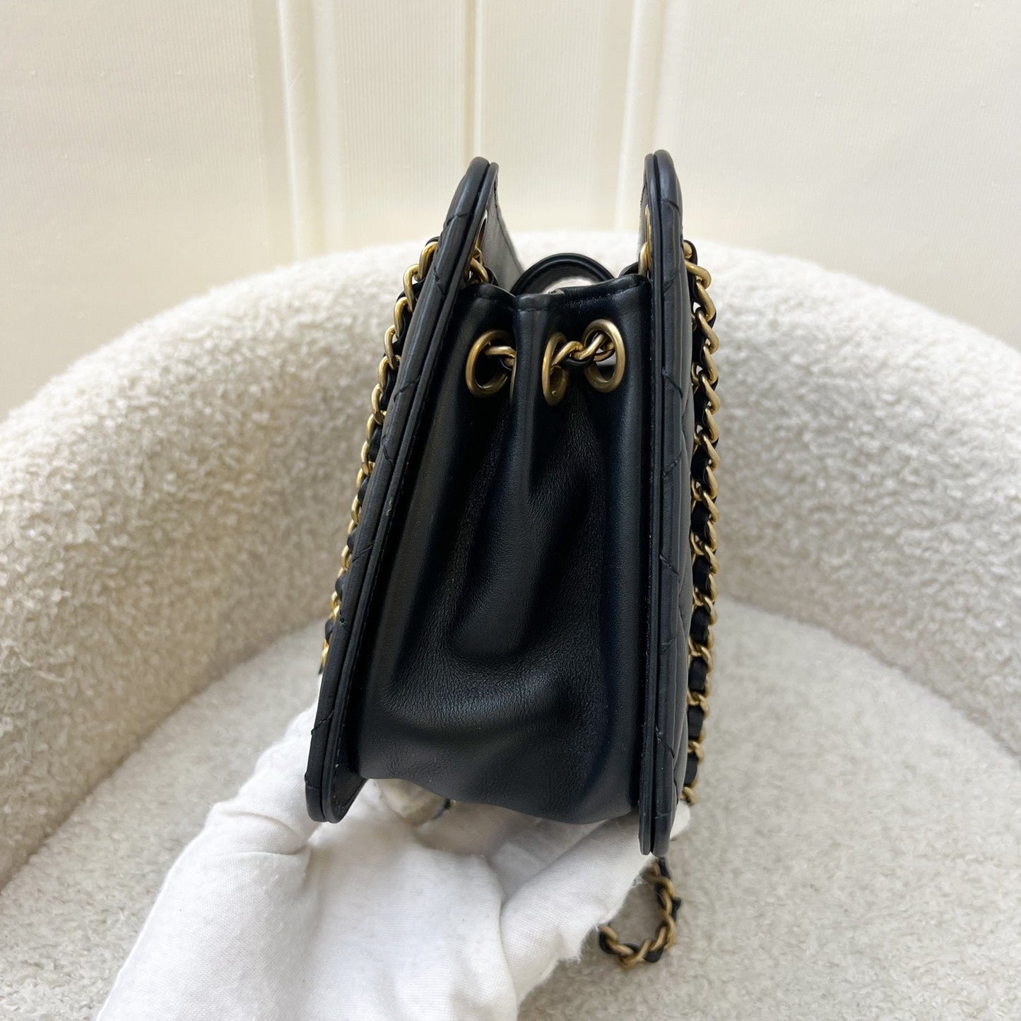 GLM-Mini AGLM-ordion Tote in Black Lambskin and AGHW (Model: AS1750)