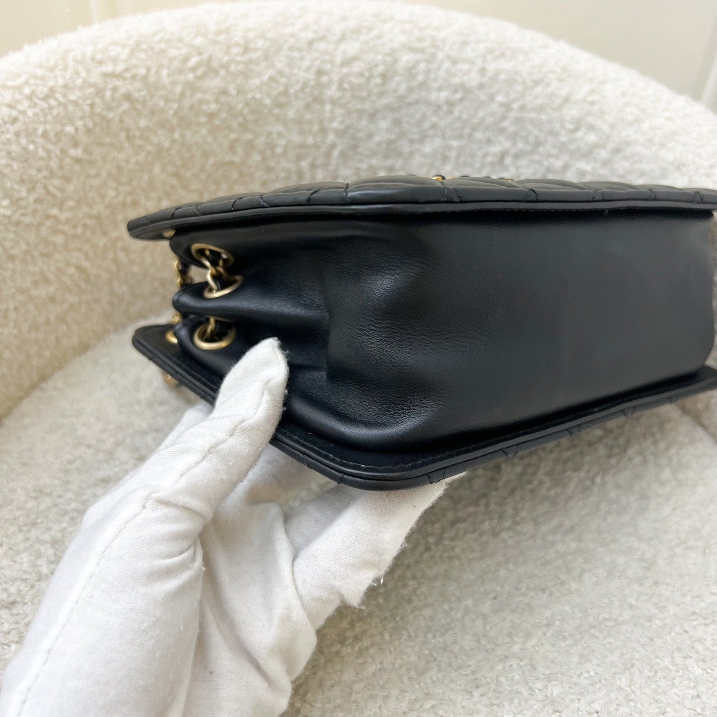 GLM-Mini AGLM-ordion Tote in Black Lambskin and AGHW (Model: AS1750)