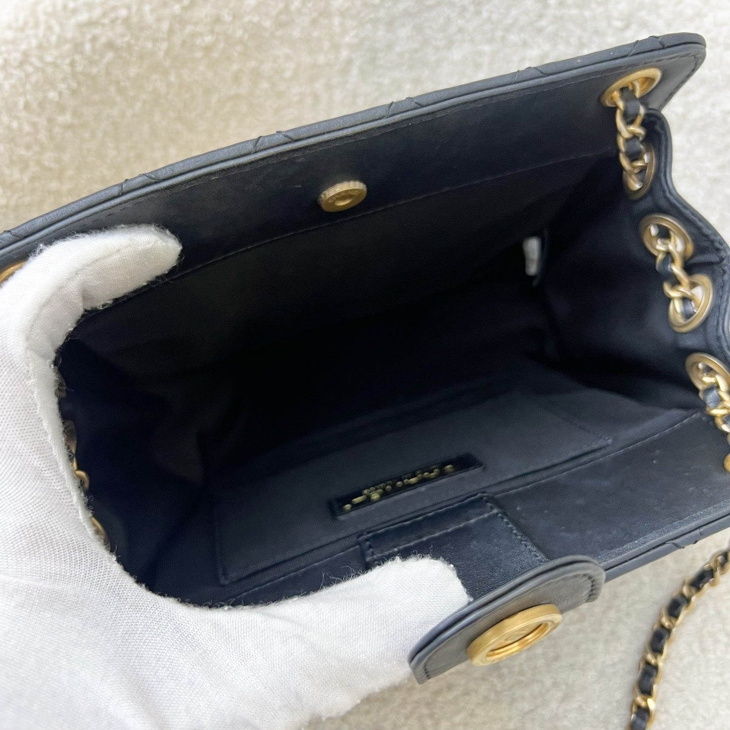 GLM-Mini AGLM-ordion Tote in Black Lambskin and AGHW (Model: AS1750)