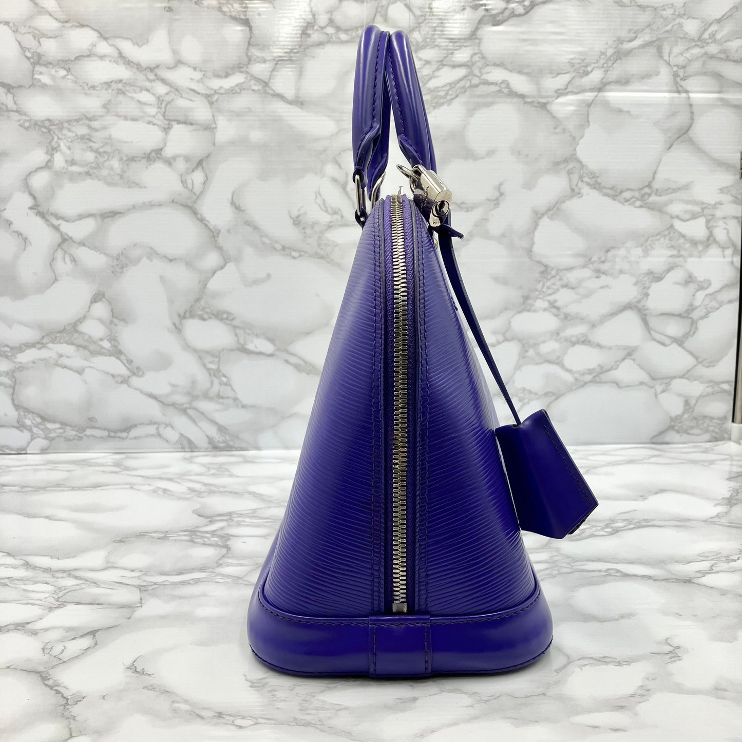 Louis Vuitton Epi Alma PM