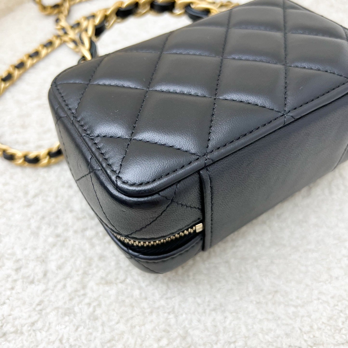GLM-22A Afternoon Tea Vanity / Clutch with Chain in Black Lambskin and AGHW