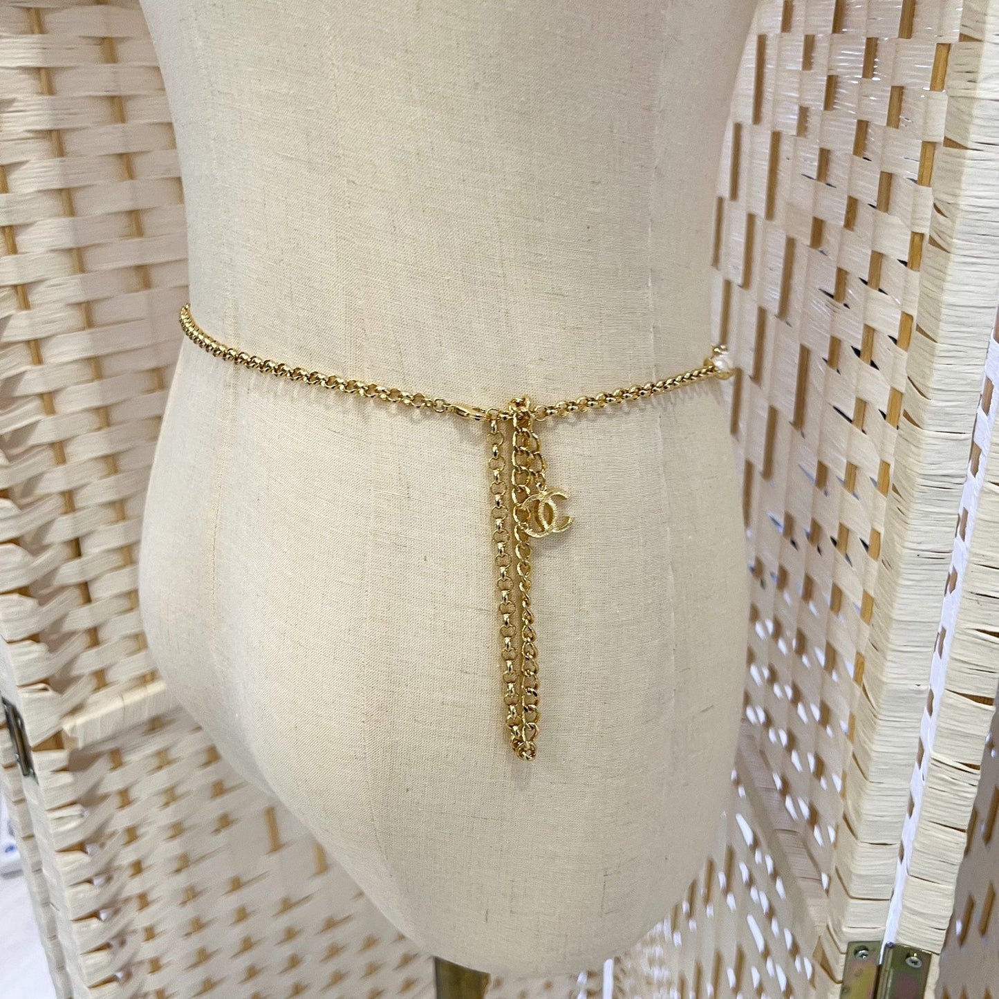 GLM-24S Runway Waist Chain Belt with Pearls in GHW (ABD241)