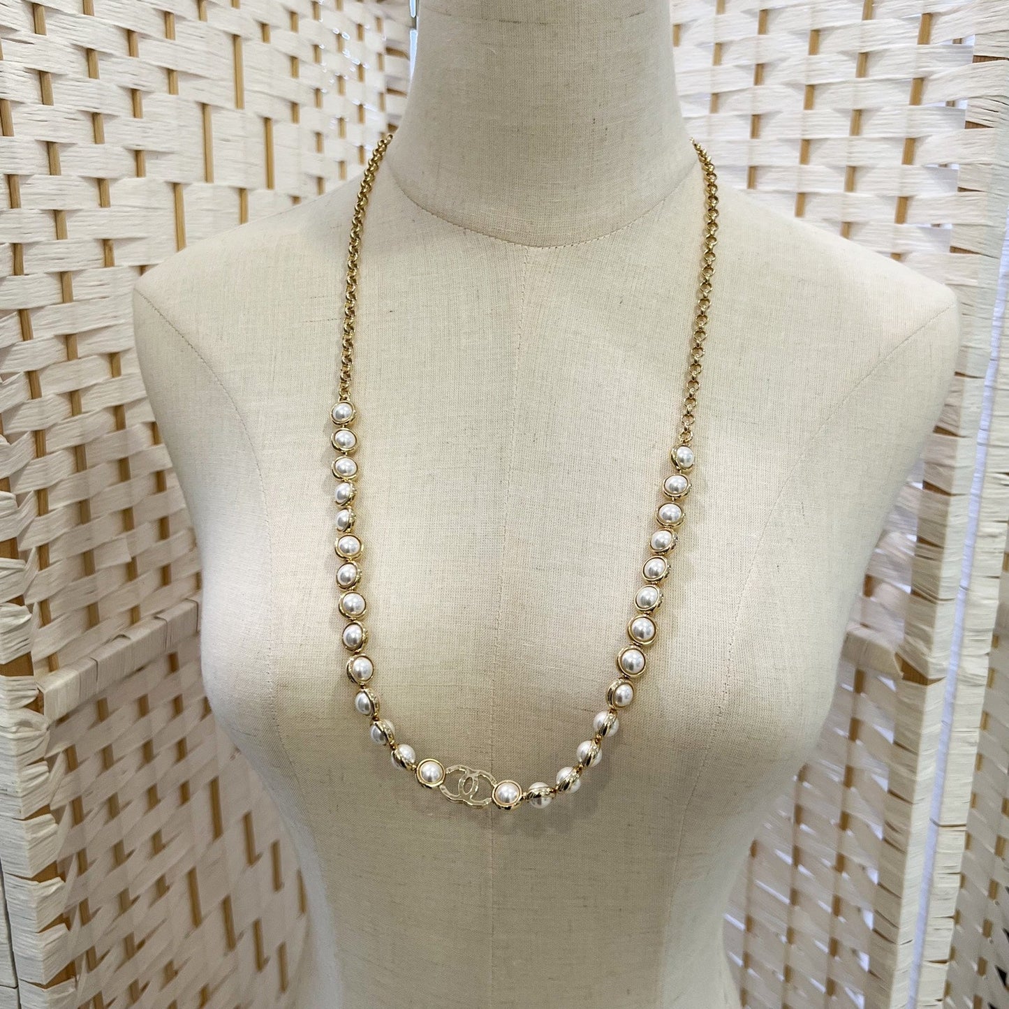 GLM-24S Runway Waist Chain Belt with Pearls in GHW (ABD241)