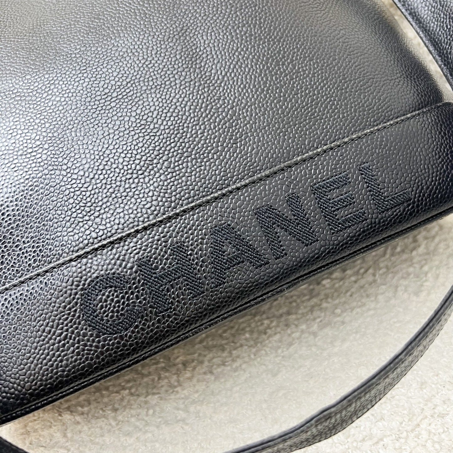 GLM- Tote Bag in Black Caviar and GHW