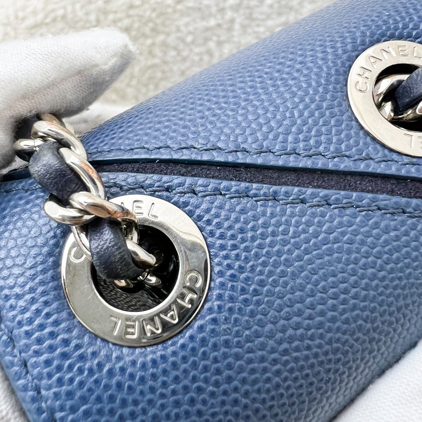 GLM-Seasonal Small Flap in Petroleum Blue Caviar and SHW
