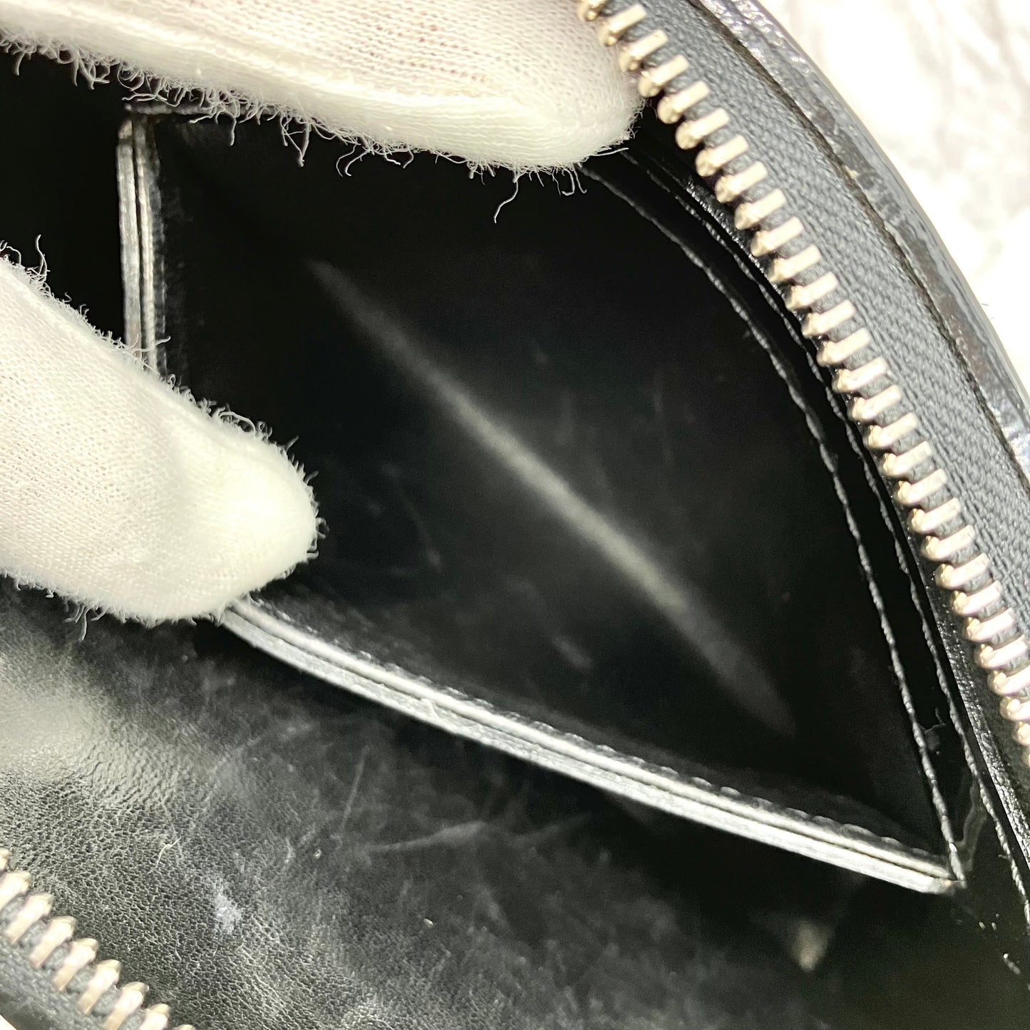 LOUIS VUITTON Lockit BB Bouclette