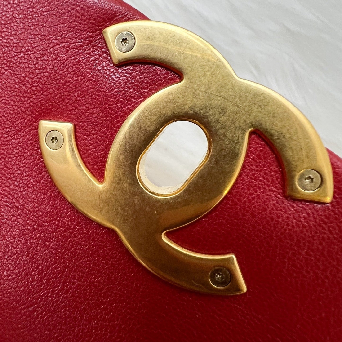 GLM-19 Medium / Large Flap in Red Lambskin and 3-tone HW (Model: AS1161)