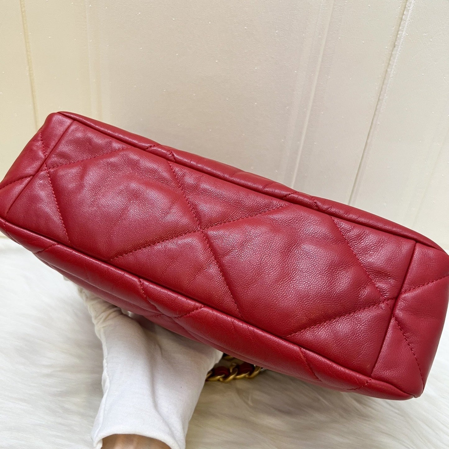 GLM-19 Medium / Large Flap in Red Lambskin and 3-tone HW (Model: AS1161)