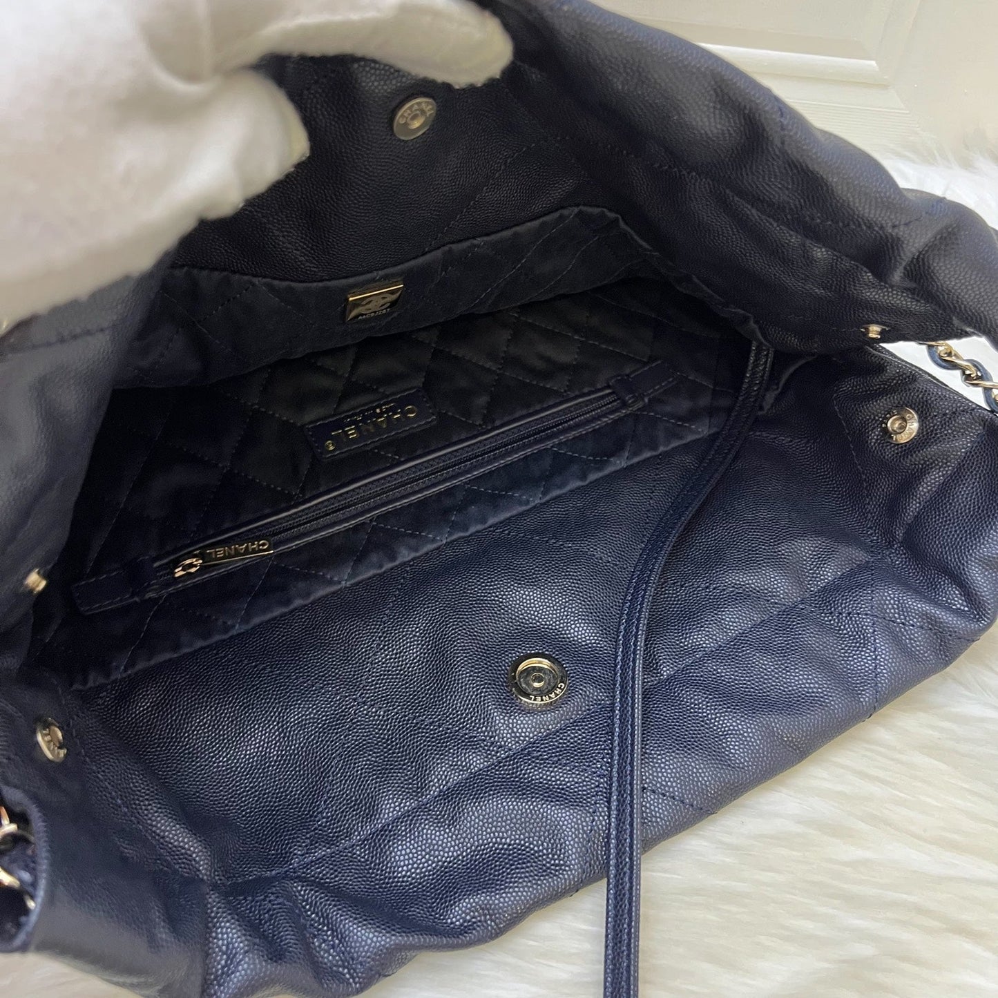 GLM-22 Small Hobo Handbag in Navy Shiny Caviar and LGHW (Model: AS3260)