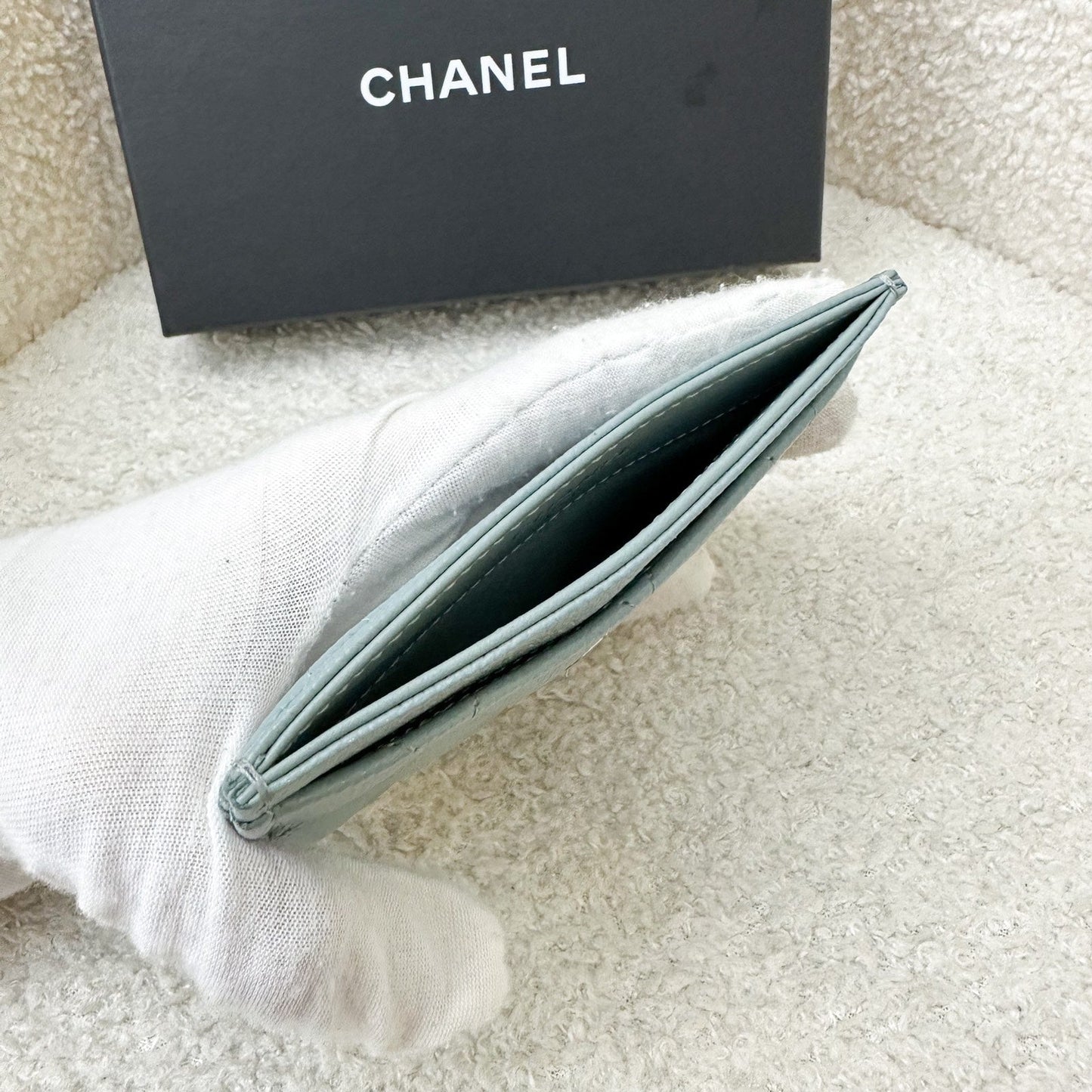 GLM-Classic Flat Card Holder in Seafoam Green / Grey Caviar and SHW