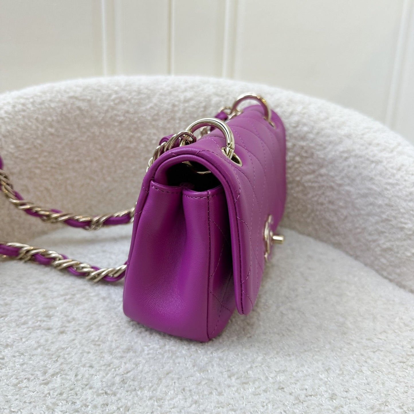 GLM-Seasonal Shoulder Flap Bag in Purple Lambskin and GHW