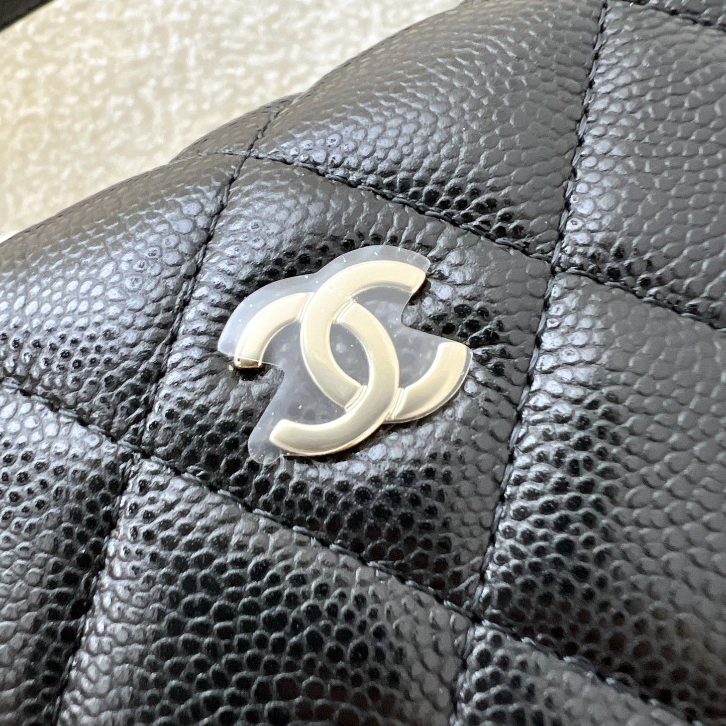 GLM-Classic Quilted Hobo Clutch on Chain in Black Caviar and LGHW (Model: AP4386)