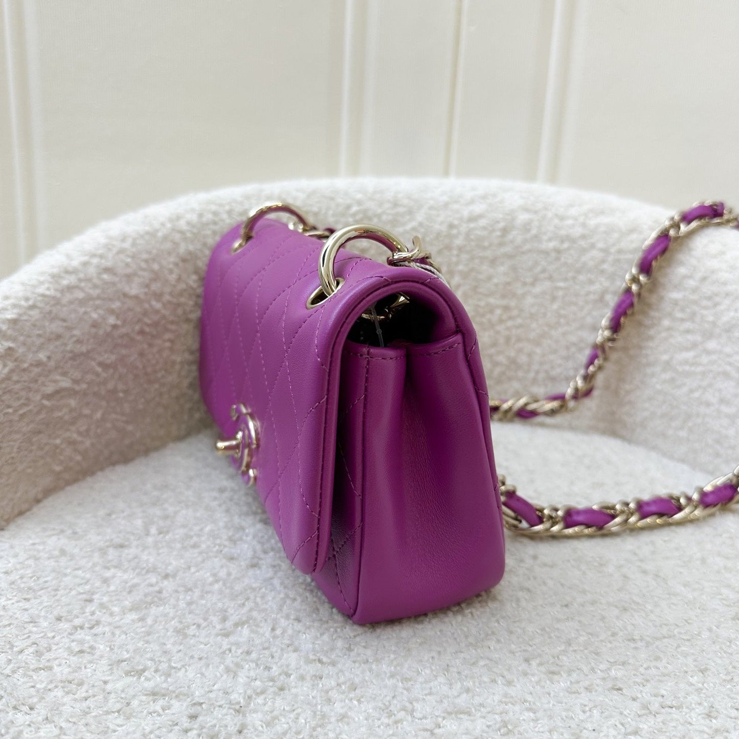 GLM-Seasonal Shoulder Flap Bag in Purple Lambskin and GHW