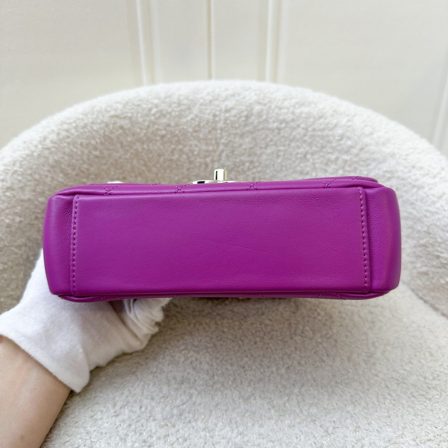 GLM-Seasonal Shoulder Flap Bag in Purple Lambskin and GHW