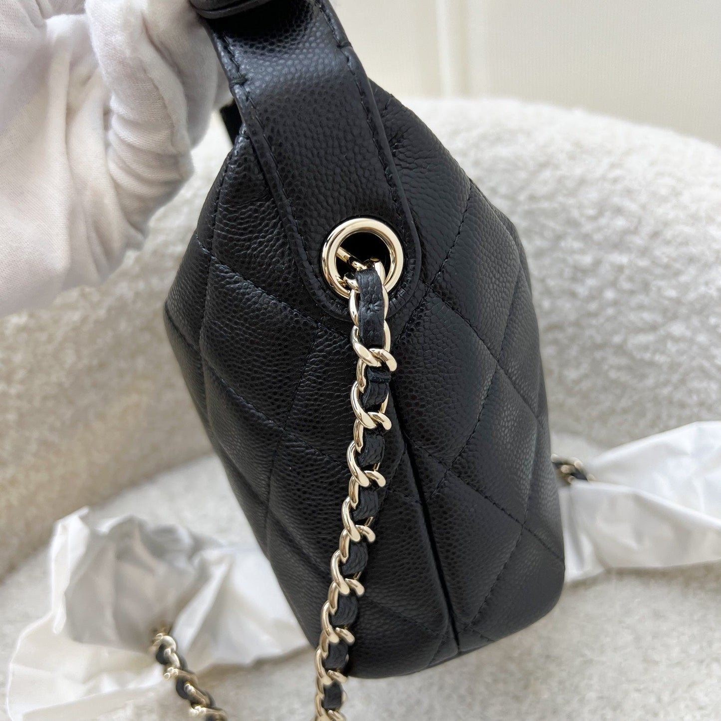 GLM-Classic Quilted Hobo Clutch on Chain in Black Caviar and LGHW (Model: AP4386)