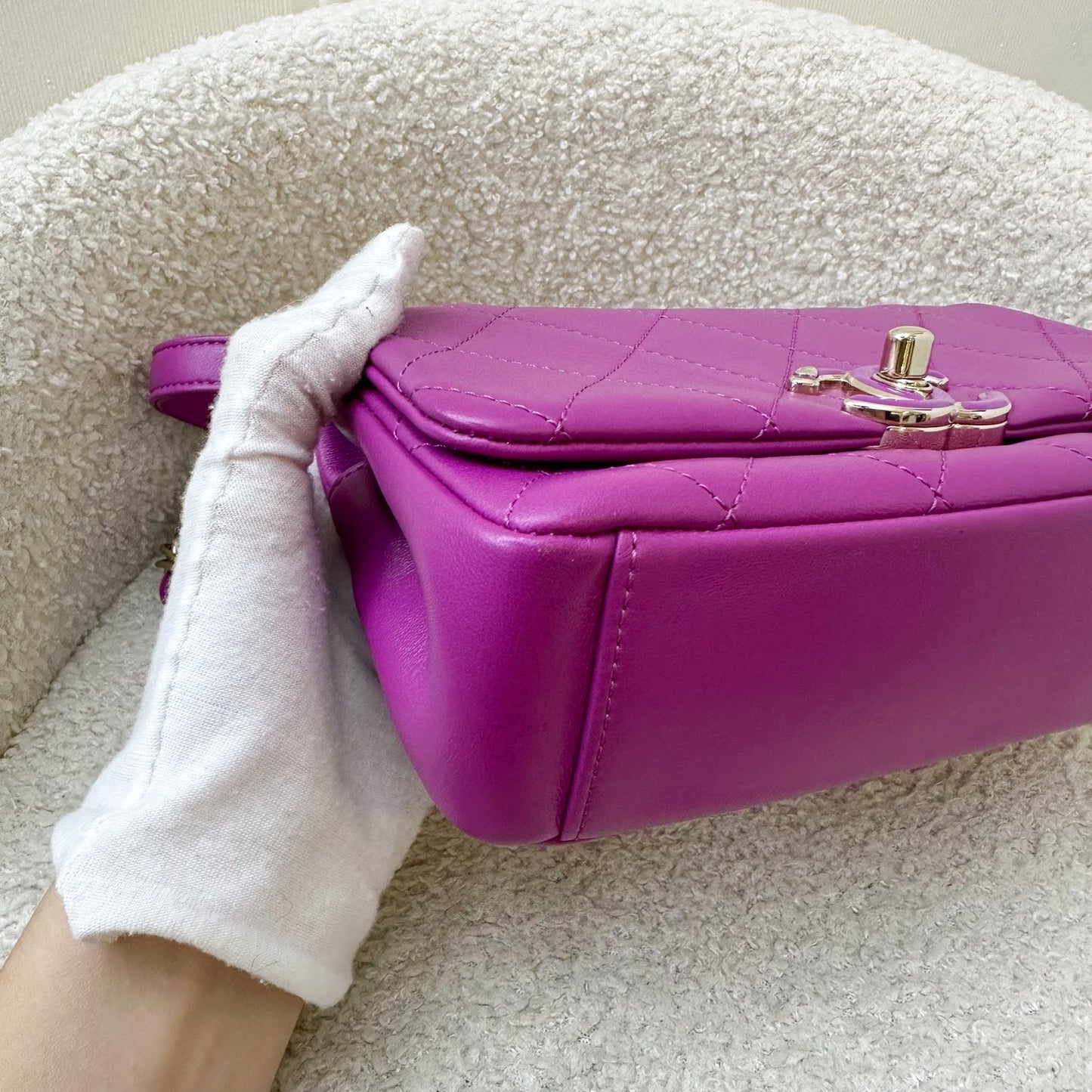 GLM-Seasonal Shoulder Flap Bag in Purple Lambskin and GHW