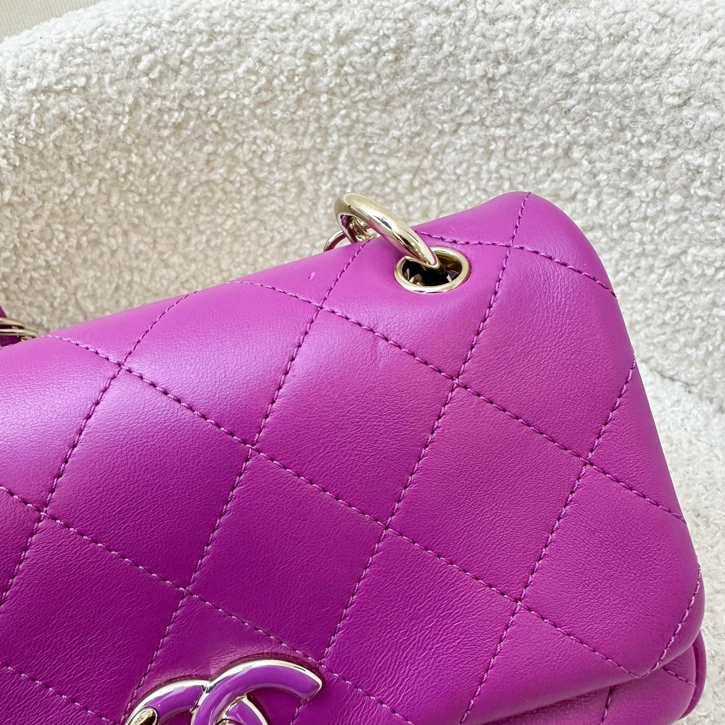 GLM-Seasonal Shoulder Flap Bag in Purple Lambskin and GHW