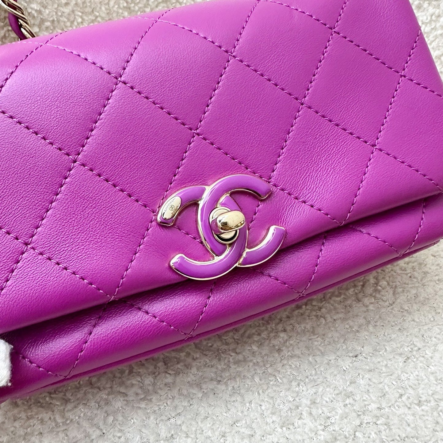 GLM-Seasonal Shoulder Flap Bag in Purple Lambskin and GHW