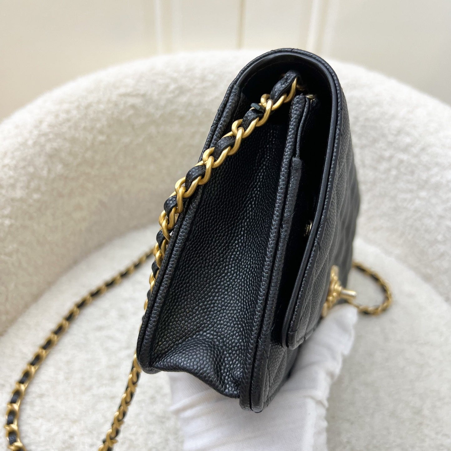 GLM-23K Camellia Flower Wallet on Chain WOC in Black Caviar and AGHW (AP3580)