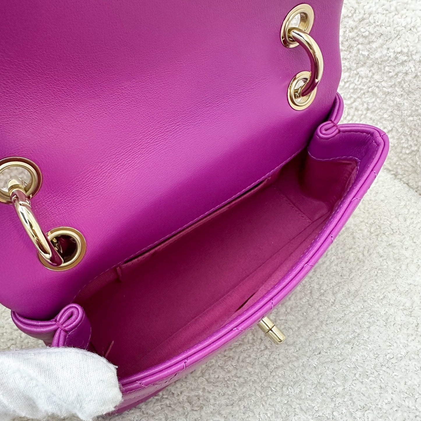 GLM-Seasonal Shoulder Flap Bag in Purple Lambskin and GHW