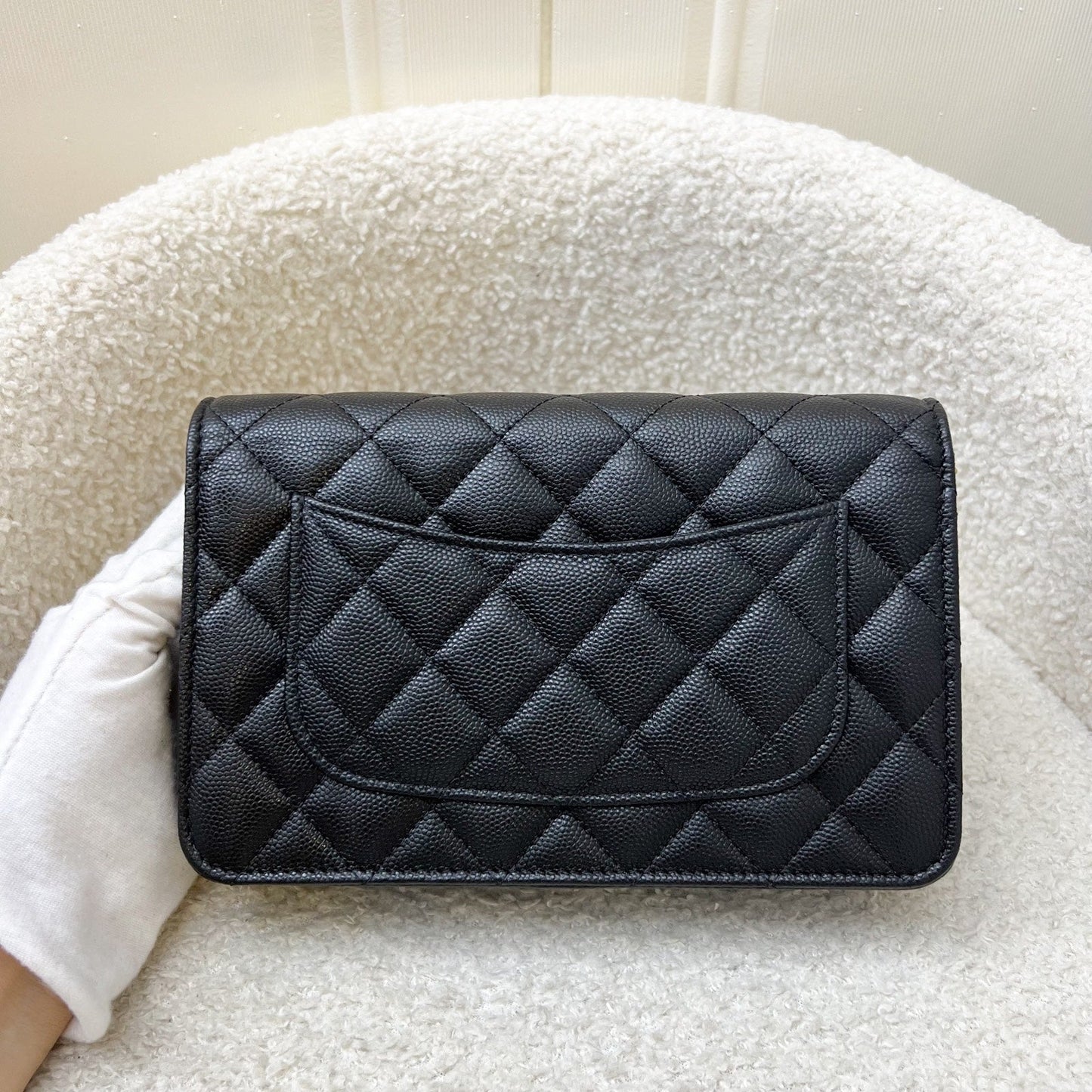 GLM-23K Camellia Flower Wallet on Chain WOC in Black Caviar and AGHW (AP3580)