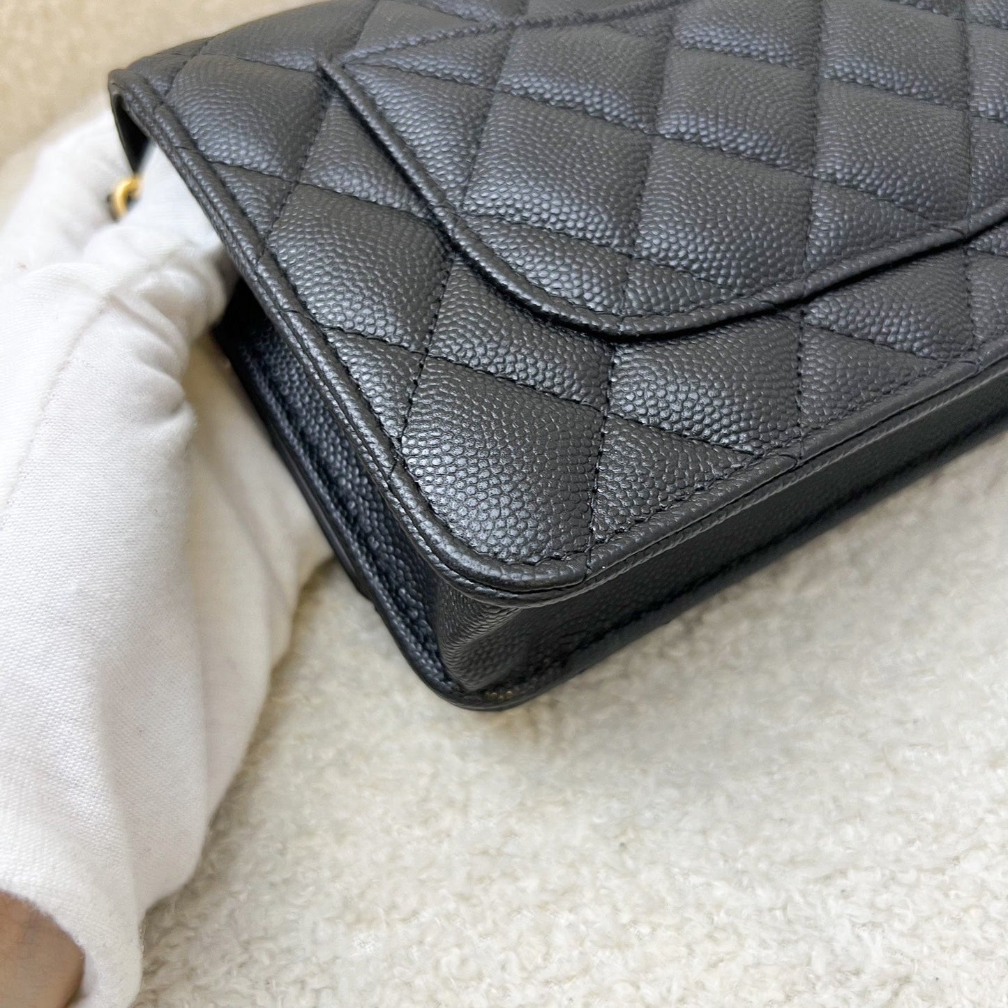 GLM-23K Camellia Flower Wallet on Chain WOC in Black Caviar and AGHW (AP3580)