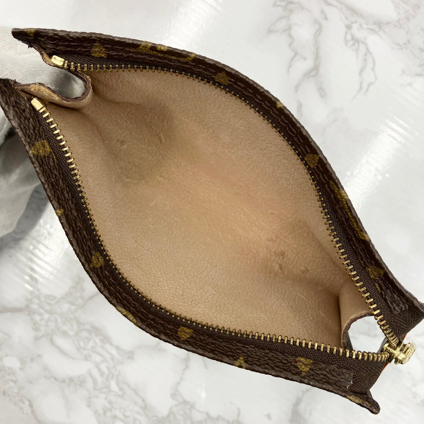 LOUIS VUITTON Monogram Pouch