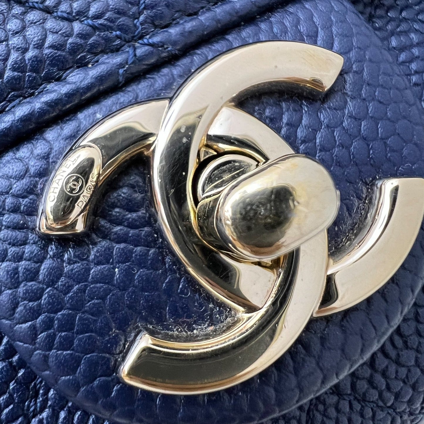 GLM-City Walk Flap in Navy Caviar LGHW (Model: AS1574)