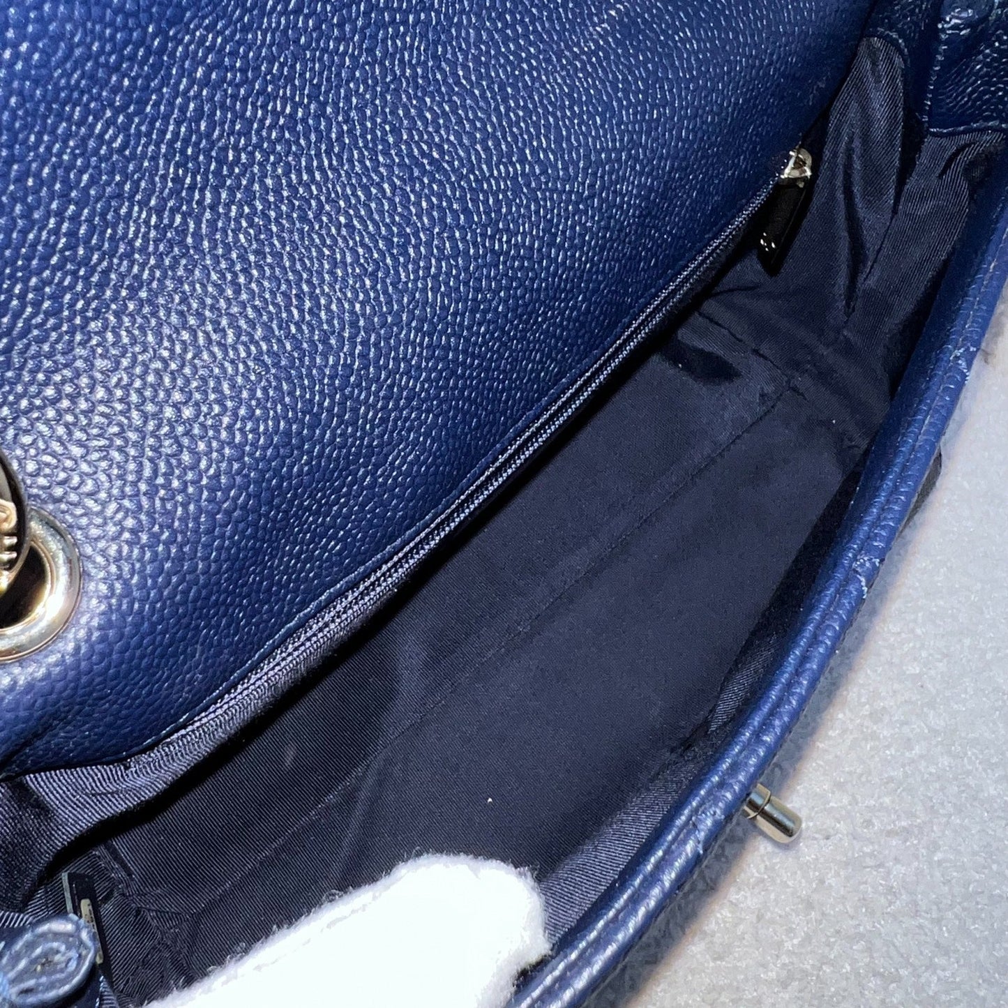 GLM-City Walk Flap in Navy Caviar LGHW (Model: AS1574)