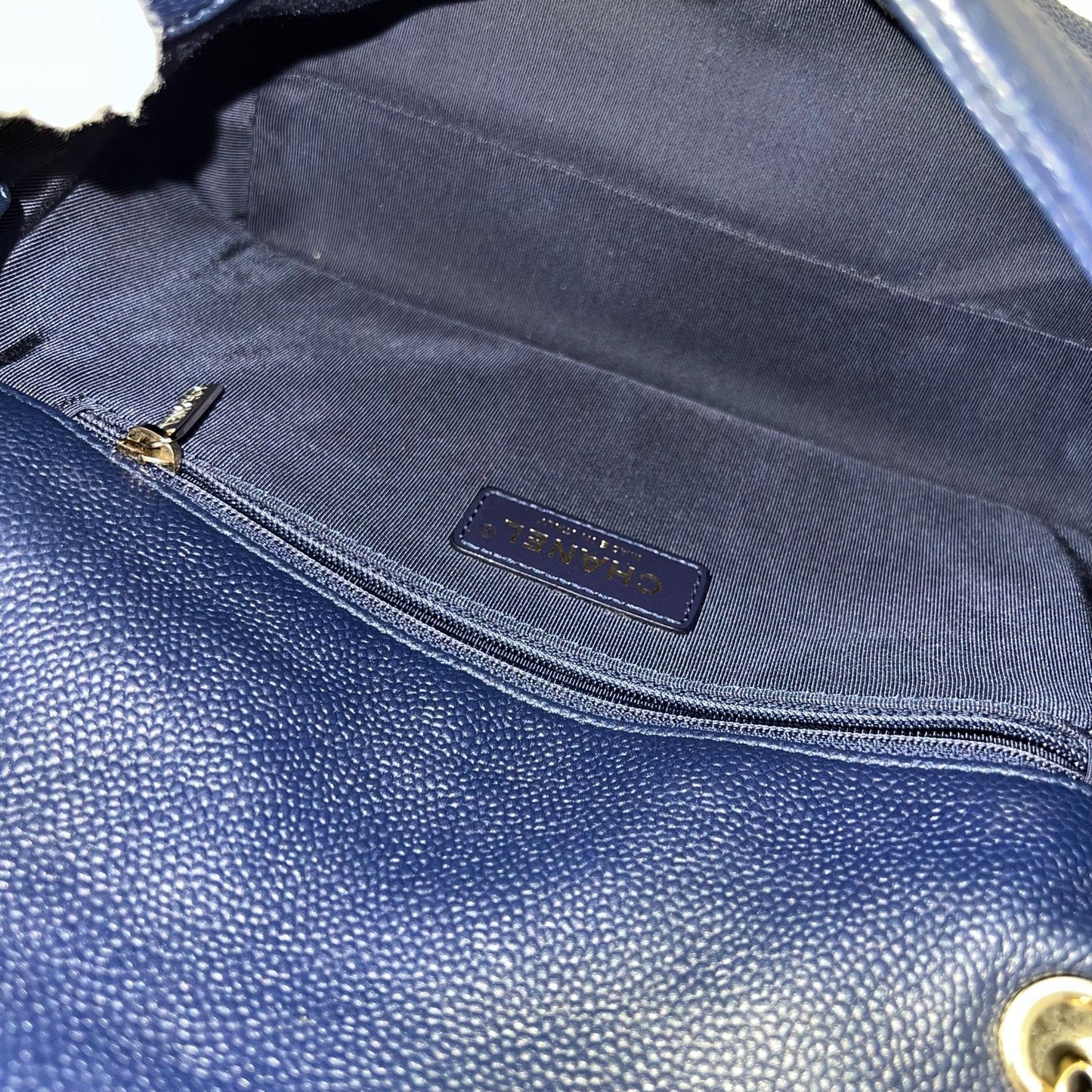 GLM-City Walk Flap in Navy Caviar LGHW (Model: AS1574)