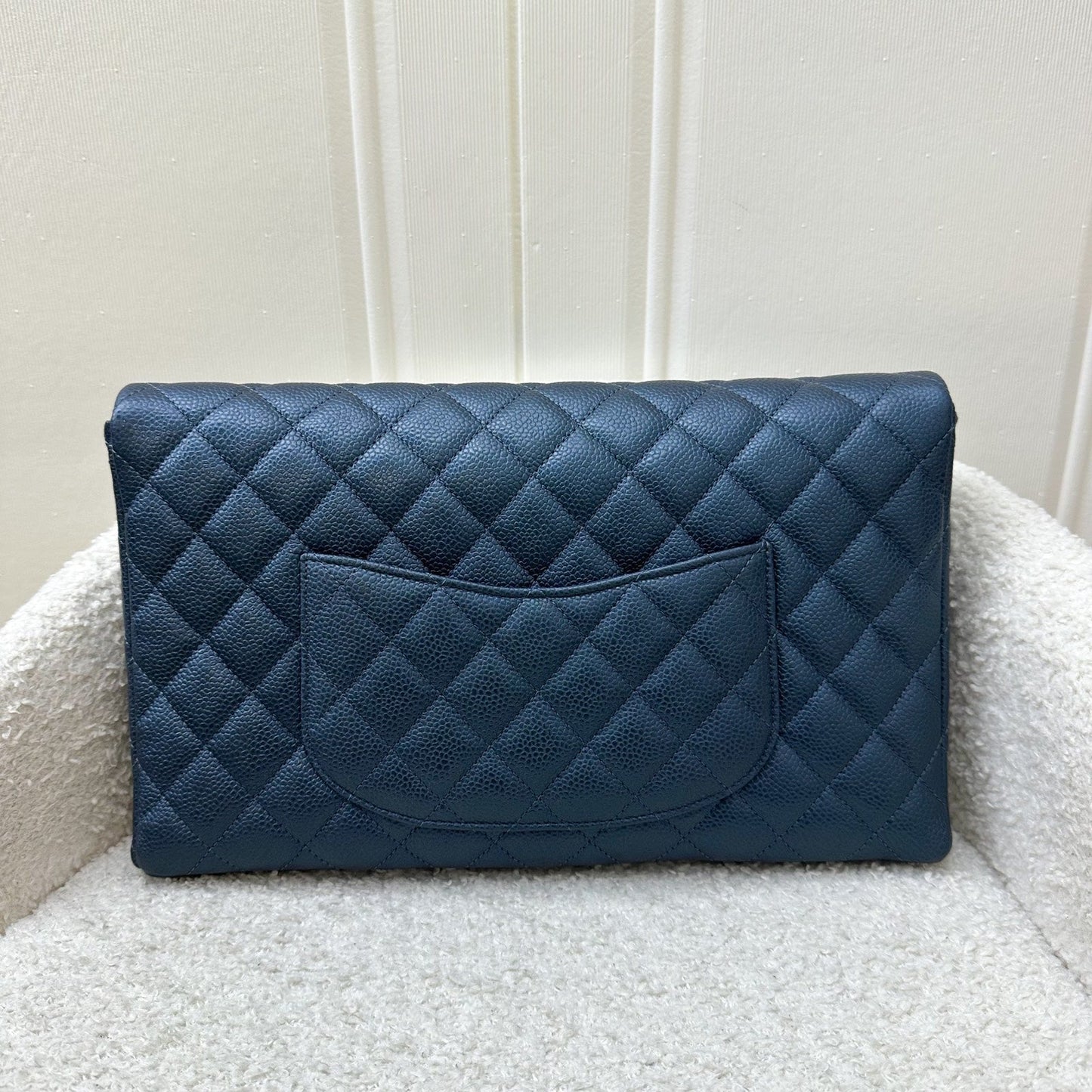 GLM-Timeless Clutch in Iridescent Blue Caviar and LGHW