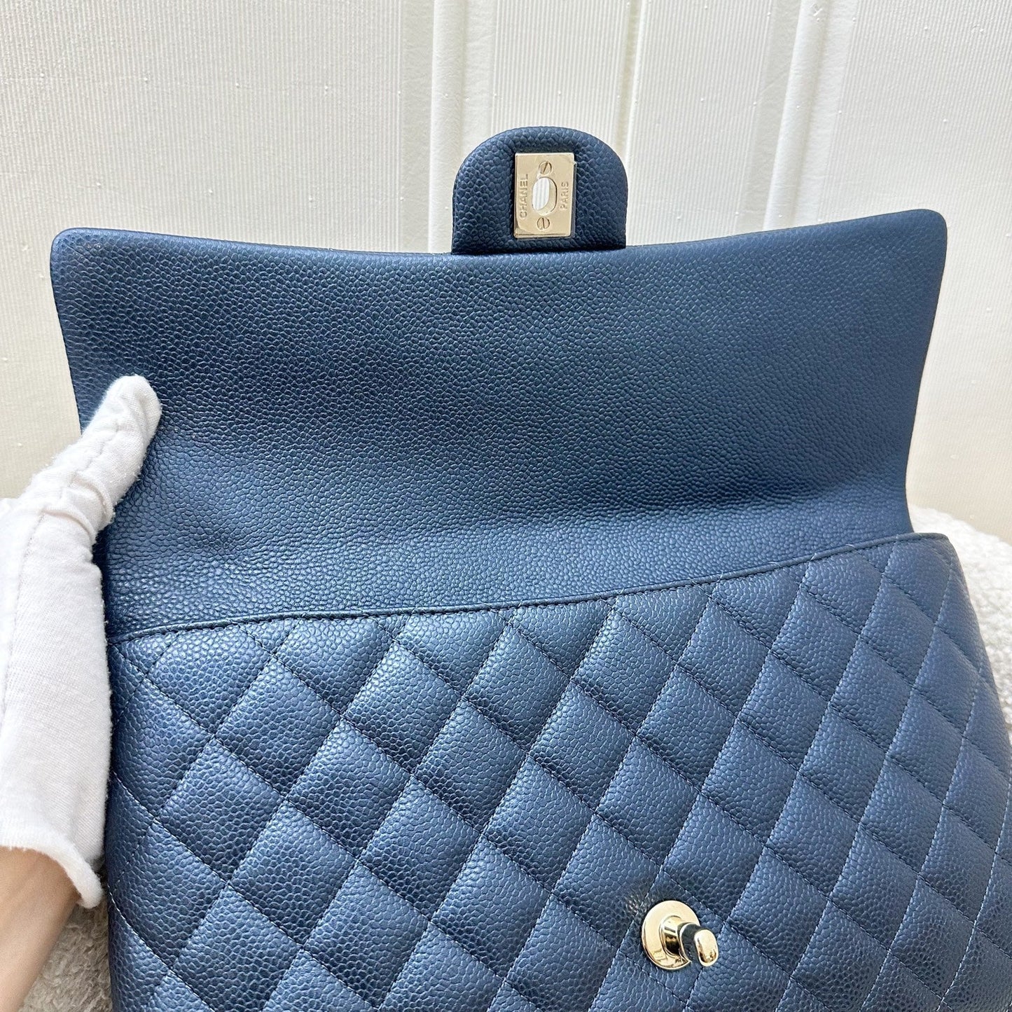 GLM-Timeless Clutch in Iridescent Blue Caviar and LGHW