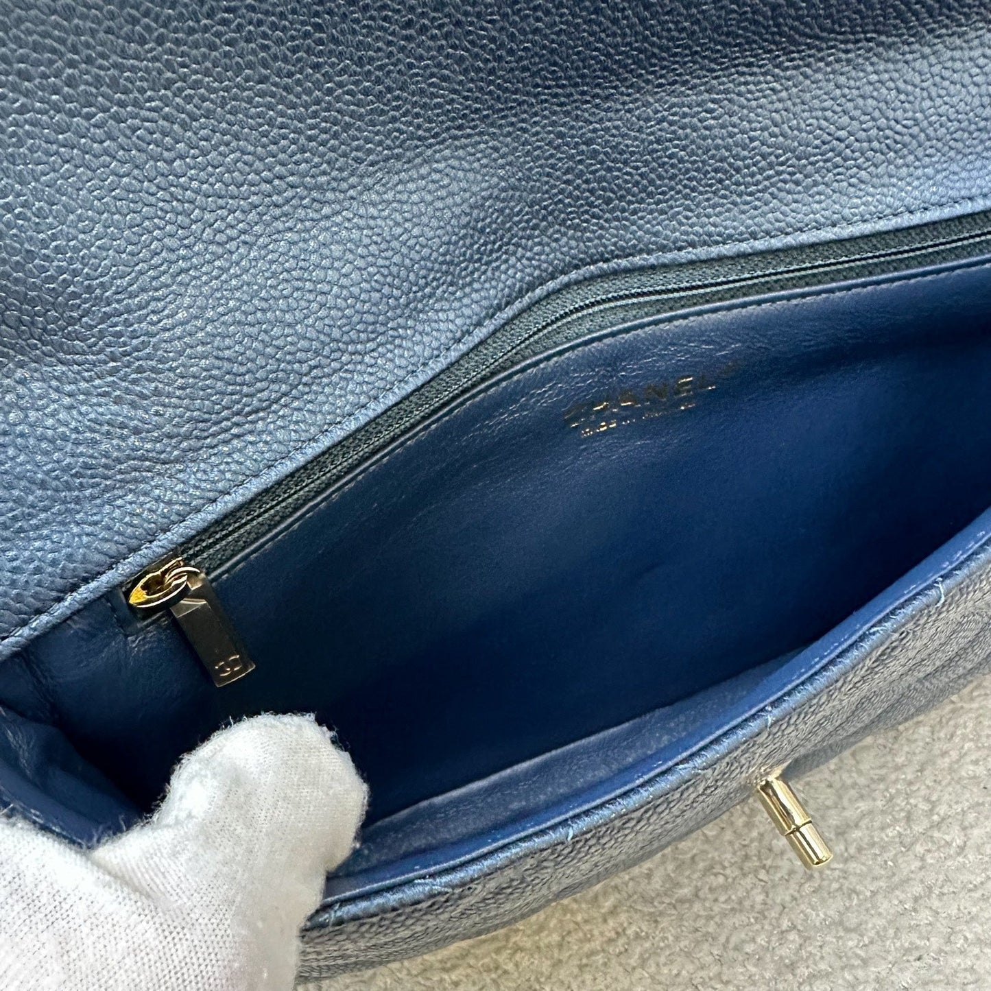 GLM-Timeless Clutch in Iridescent Blue Caviar and LGHW