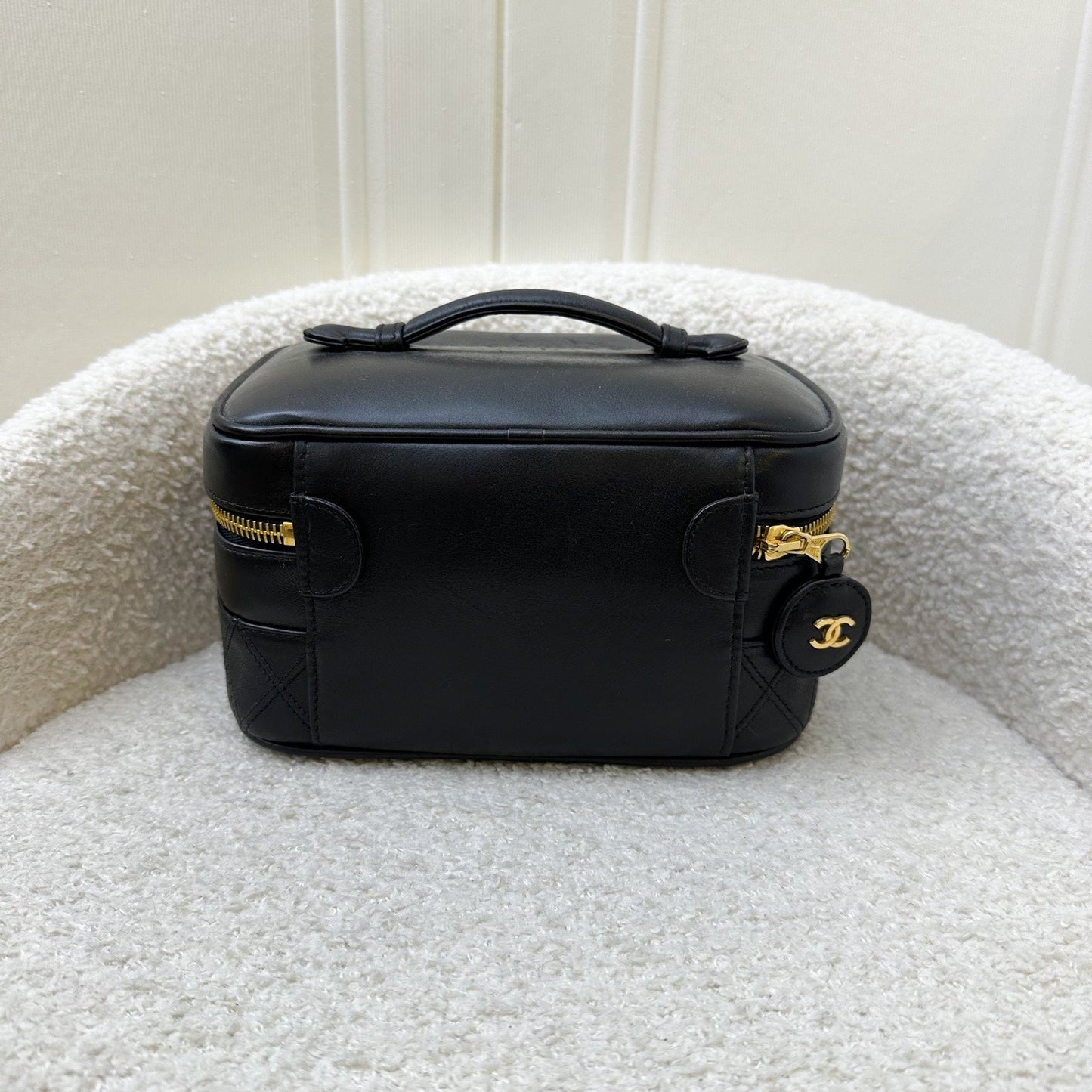 GLM- Travel Vanity Bag in Black Lambskin 24K GHW