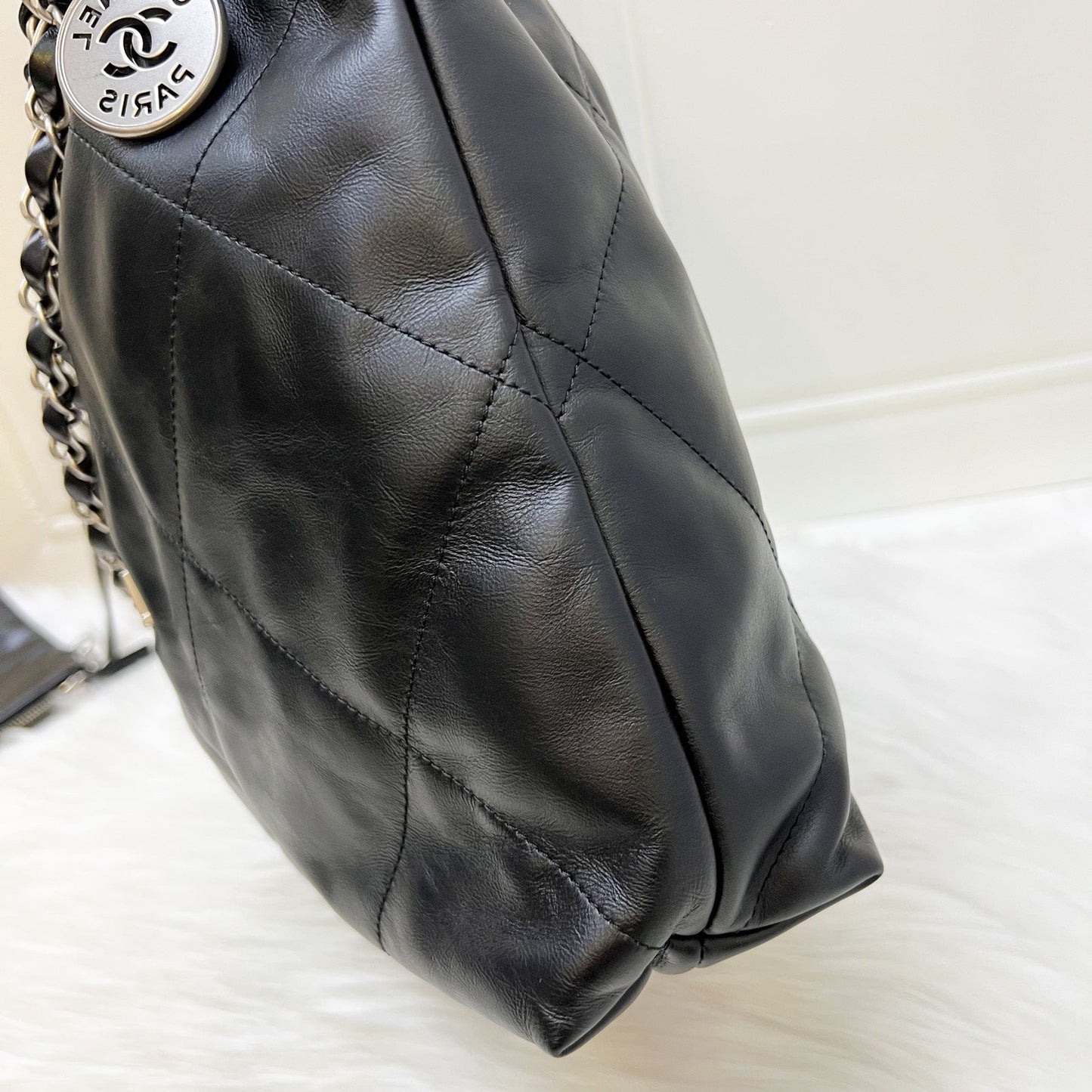 GLM-22 Medium Hobo Handbag in Black Calfskin and SHW (Model: AS3261)