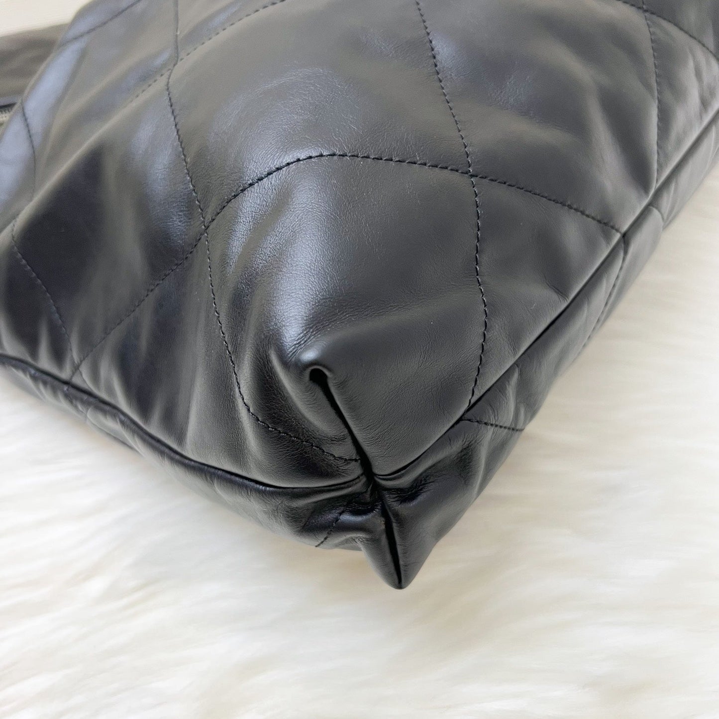 GLM-22 Medium Hobo Handbag in Black Calfskin and SHW (Model: AS3261)