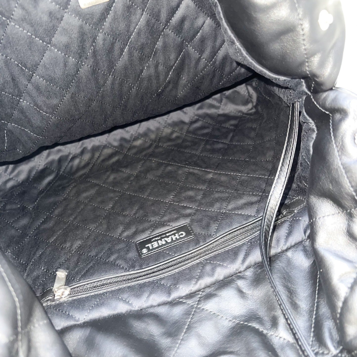 GLM-22 Medium Hobo Handbag in Black Calfskin and SHW (Model: AS3261)