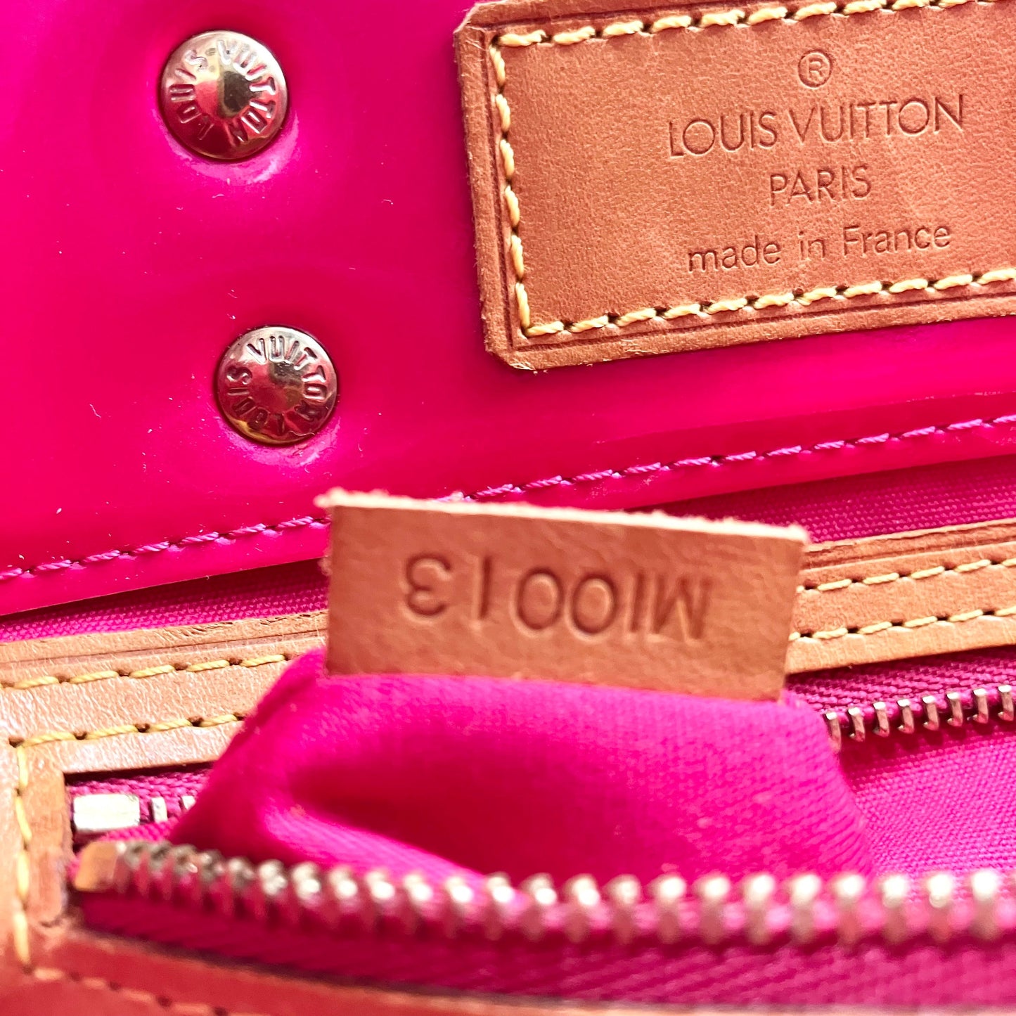 LOUIS VUITTON Reade PM