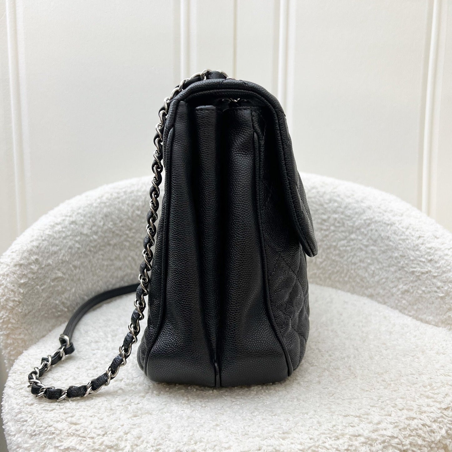 GLM-18P Seasonal Flap in Black Caviar and SHW (Model: A57049)