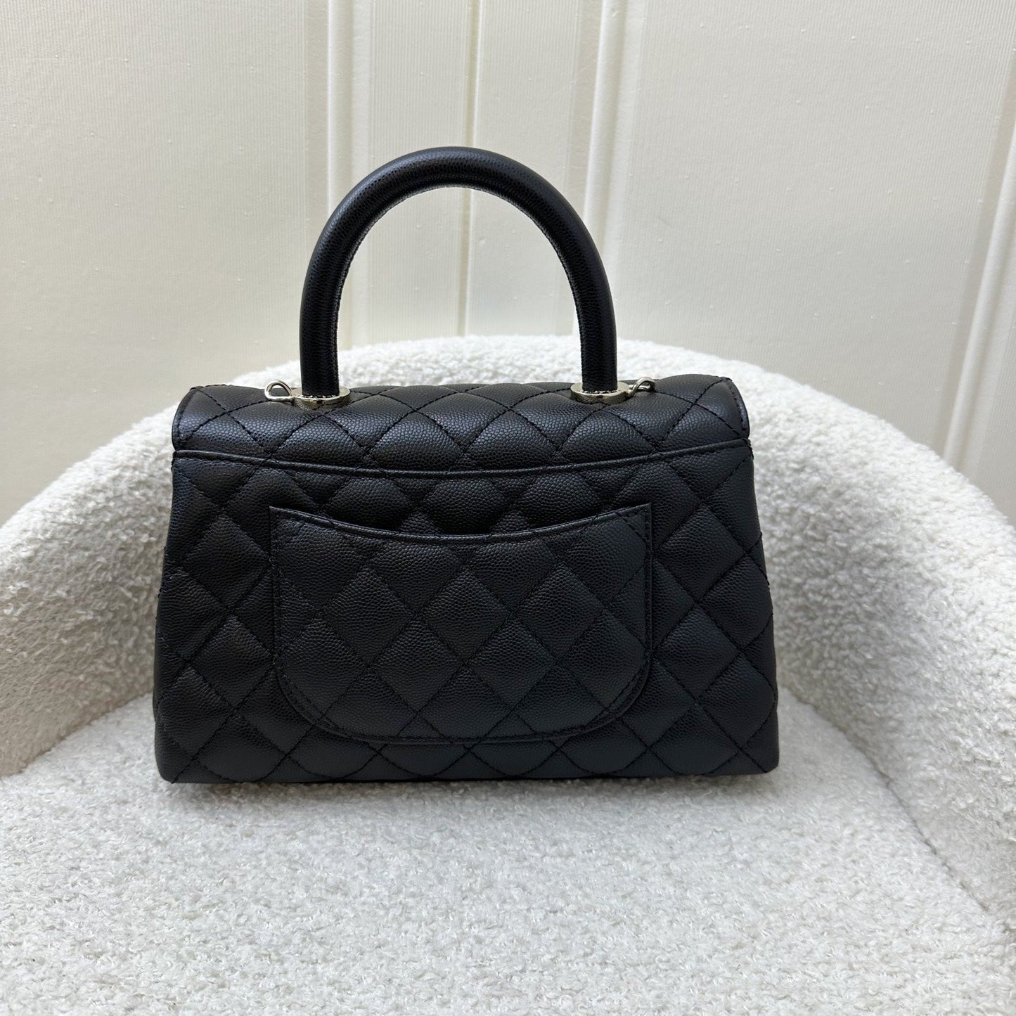 GLM-Small (24cm) Coco Handle Flap in Black Caviar and LGHW (Model: A92990)