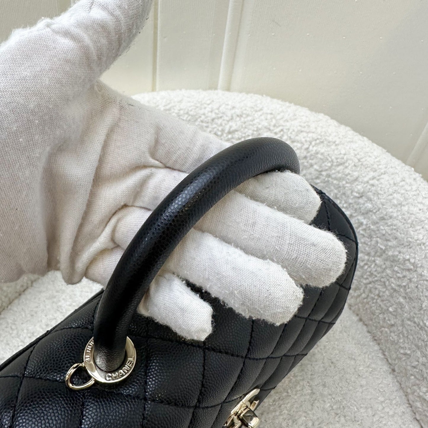GLM-Small (24cm) Coco Handle Flap in Black Caviar and LGHW (Model: A92990)
