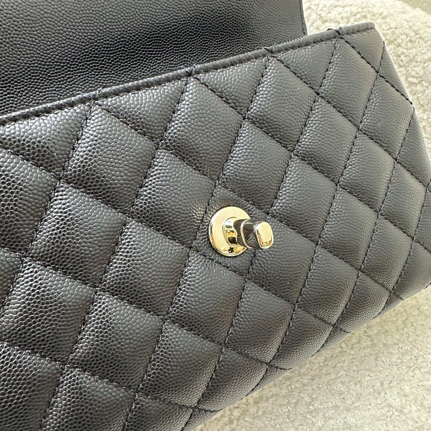 GLM-Small (24cm) Coco Handle Flap in Black Caviar and LGHW (Model: A92990)